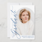 Moderner Eleganter Blue Calligraphy Foto Abschluss Einladung (Vorderseite)