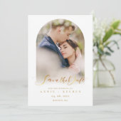 Moderner Eleganter Gold Script Foto Arch Save The Date (Stehend Vorderseite)