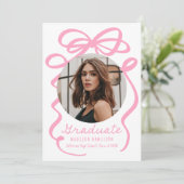 Moderner Eleganter Rosa Bow 2 Foto Abschluss Ankündigung (Stehend Vorderseite)