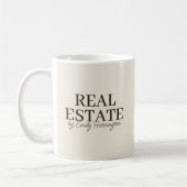 Moderner Erdig wirkender Immobilienmakler Kaffeetasse (Links)