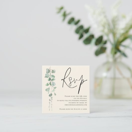 Moderner Eucalyptus Ivory Sage QR Code Wedding RSV Begleitkarte (Stehend Vorderseite)