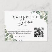 Moderner Eukalyptus Capture The Love QR-Code Begleitkarte (Vorderseite)