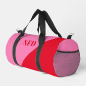 Moderner Farbblock - Heiß rosa und fett rotes Mono Duffle Bag (Rechte Ecke)