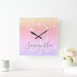 Moderner farbiger Glitzer Glitzern Personalisiert  Quadratische Wanduhr<br><div class="desc">Moderner farbiger Glitzer Glitzern Personalisiert Name</div>