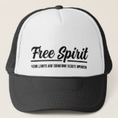 Moderner Freier Geist Black Typografy Trucker Hat Truckerkappe (Vorderseite)