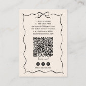 Moderner Friseur Beige Schere Kokette QR-Code Visitenkarte (Rückseite)