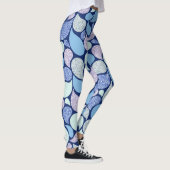 Moderner Frosty Glitzern Paisley Pattern Blue Leggings (Rechts)