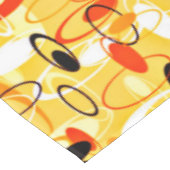 Moderner, gelber und schwarzer abstrakter Stil Tischdecke (Schrägansicht)