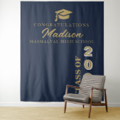 Moderner Gold Script Navy Blue Abschluss Wandteppich (Beispiel)