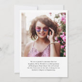 Moderner Grad | Schwarzweiß-Abschluss mit zwei Fot Ankündigung (Rückseite)