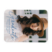 Moderner Graduate Blue Script Foto Abschluss Magnet (Horizontal)
