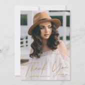 Moderner Graduate Gold Script Foto Abschluss Dankeskarte (Vorderseite)
