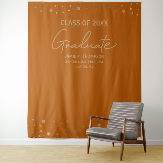 Moderner Graduate Script Orange Gold Abschluss Wandteppich (Beispiel)