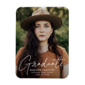 Moderner Graduate White Script Foto Abschluss Magnet (Vertikal)
