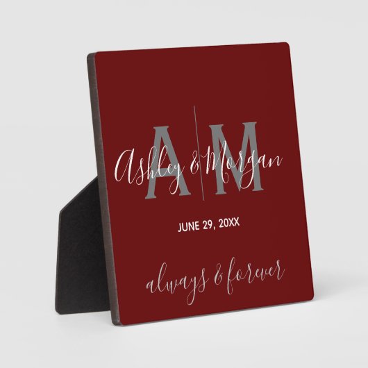 Moderner Grau-Rot-Monogramm-Hochzeitssake Fotoplatte (Vorderseite)