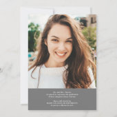 Moderner grauer 6 Foto Raster Collage Abschluss Ankündigung (Rückseite)