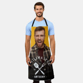 Moderner Grillmeister - Cooler Name der Männer Schürze (Getragen)