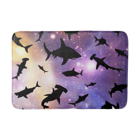 Moderner Hai-Kiefer unter der Meergalaxie Badematte (Vorderseite)