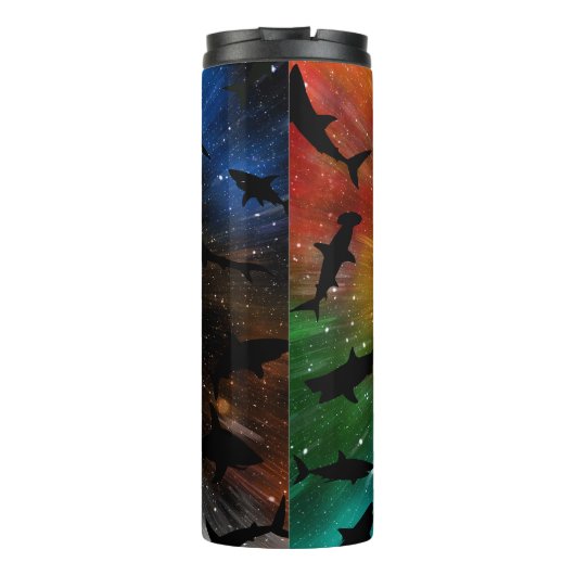 Moderner Hai-Kiefer unter der Meergalaxie Thermosbecher (Rückseite)