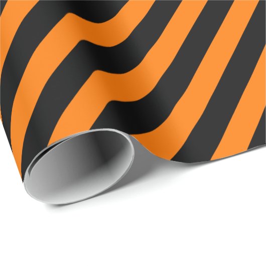 Moderner Halloween Orange Black Birthday Custom Te Geschenkpapier (Rolleneckpunkt)