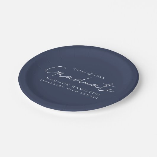 Moderner handgeschriebener Script-Navy-Abschluss Pappteller (Schrägansicht)