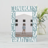 Moderner, hellblauer, schlichter Foto Abschluss Einladung (Stehend Vorderseite)