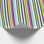 Moderner, heller Diagonal Strip Gemustert Geschenkpapier (Ecke)