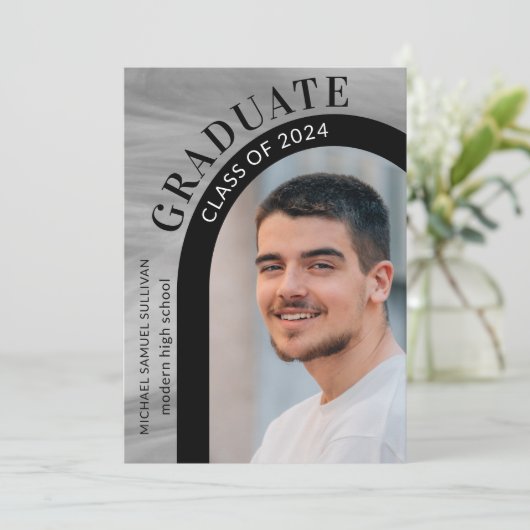 Moderner High School Foto Abschluss Ankündigung (Stehend Vorderseite)