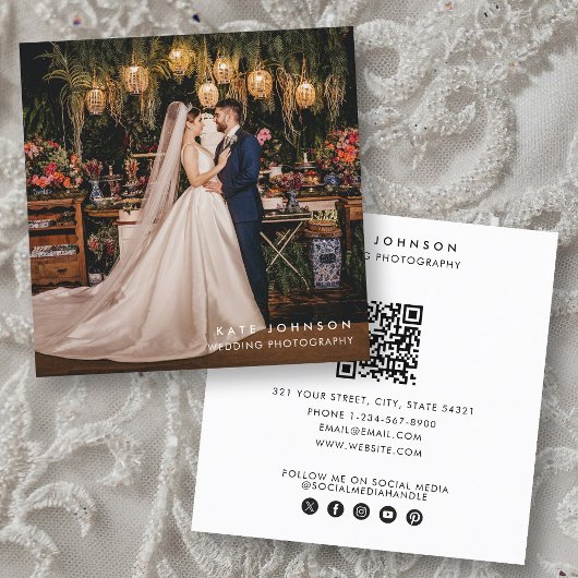 Moderner Hochzeitfotograf QR Code Social Media Quadratische Visitenkarte