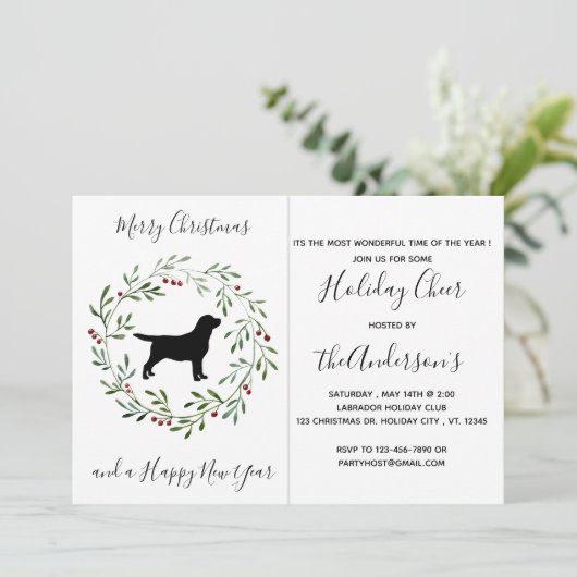 Moderner Hund Schwarzes Labrador Frohe Weihnachten Einladung (Stehend Vorderseite)