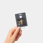 Moderner ID Card Grauer Minimal-Logo-Foto QR Code Ausweis (Handheld)
