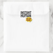 Moderner Instant Human Typografy Black Text Quadratischer Aufkleber (Tasche)