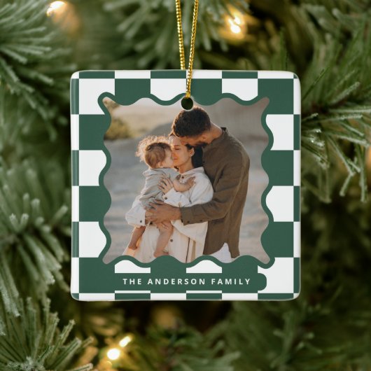 Moderner Karo mit glattem Rand - minimales Foto We Keramikornament (Baum)