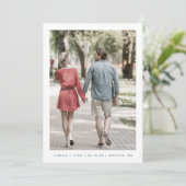 Moderner Klassiker mit zwei Fotos QR-Code Save The Date (Stehend Vorderseite)