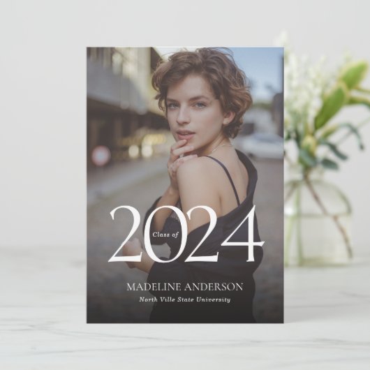 Moderner klassischer Foto Collage Abschluss Ankündigung (Stehend Vorderseite)
