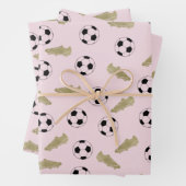 Moderner klassischer Fußball reinigt Ball Blush Pi Geschenkpapier Set (Beispiel)