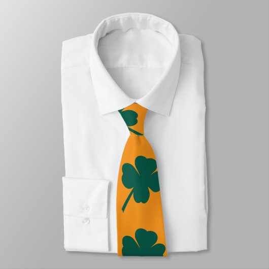 Moderner Klee St. Patricks Tag  Krawatte (Gebunden)