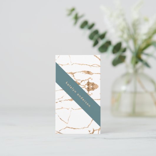 Moderner, knackiger, weißer Stylist Beruflich Visitenkarte (Stehend Vorderseite)