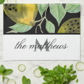 Moderner Lemon Verlasse Mit Monogramm Familienname Geschirrtuch (Gefaltet)