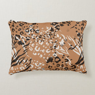 Moderner Leopard. Muster. Hintergrund. Die wilde N Dekokissen