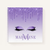 Moderner Lila Glitzer Lashes Monogram Notizblock (Vorderseite)