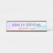 Moderner Lila Marmorbüromitarbeiter Schreibtischnamensplakette (Vorderseite )