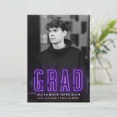 Moderner Lila Neon Vertical Foto Abschluss Ankündigung (Stehend Vorderseite)