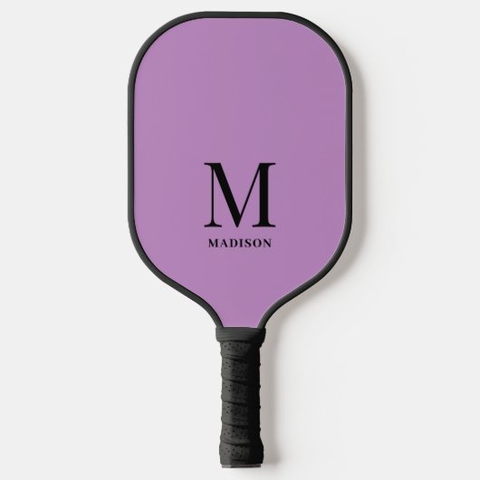 Moderner Lila und schwarzer Monogramm-Anfangsname Pickleball Schläger (Vorderseite)