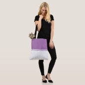 Moderner, Lila, weißer Lavendel Tasche (Am Model)
