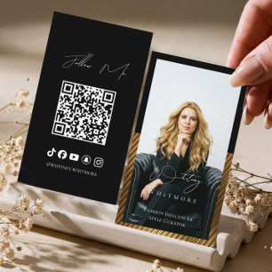 Moderner Minimal Luxus Social Influencer QR Code Visitenkarte