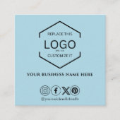 Moderner Minimal Social Media QR Code Light Blue Quadratische Visitenkarte (Vorderseite)