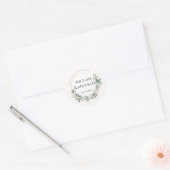 Moderner Minimal Wedding Begrüßungsschild blauer K Runder Aufkleber (Umschlag)