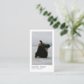 Moderner Minimaler QR-Code Beruflich 2 Foto Visitenkarte (Stehend Vorderseite)