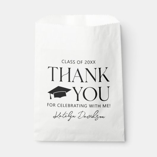 Moderner Minimaler Schwarzer Serif-Abschluss Geschenktütchen (Vorderseite)